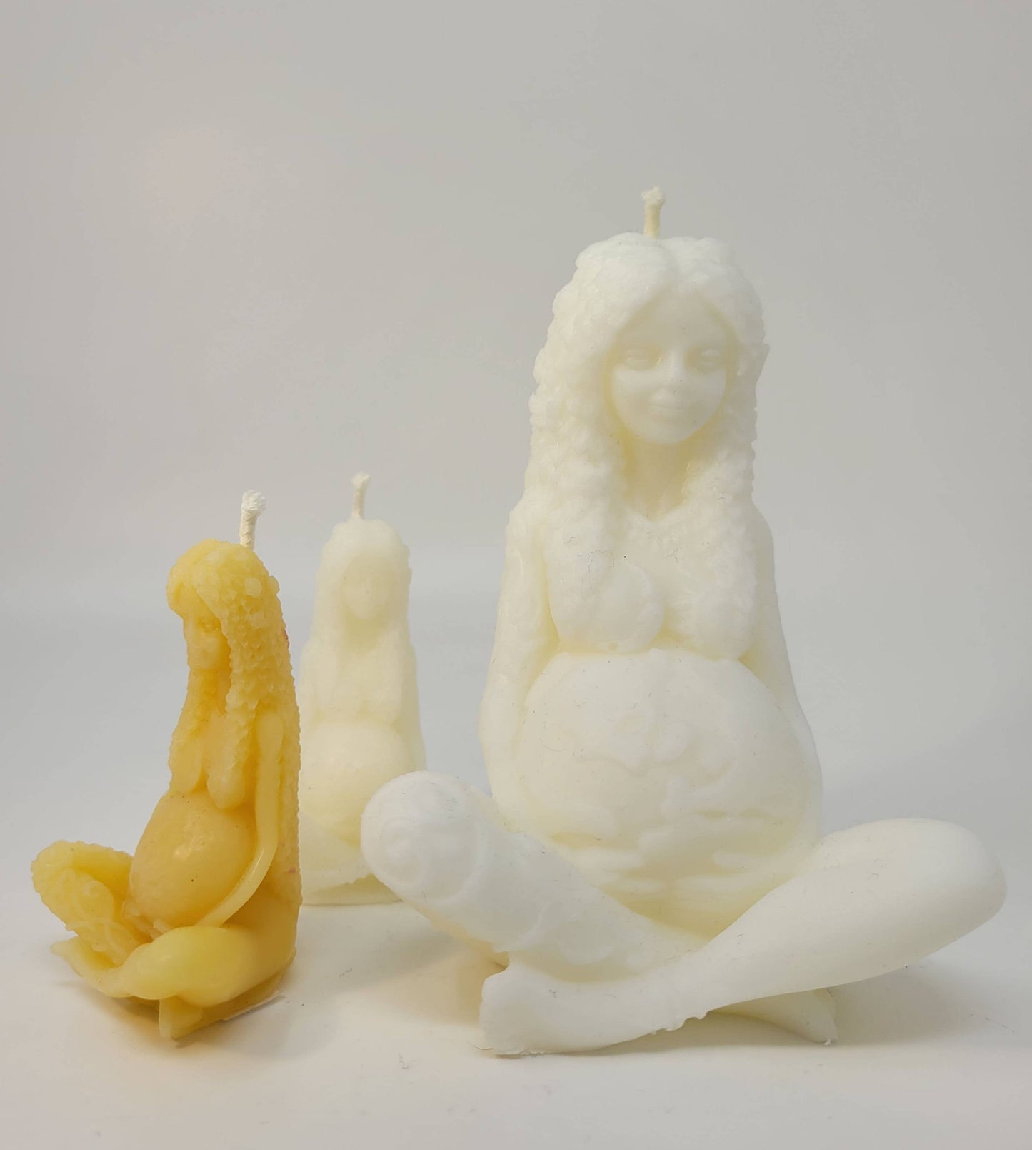 Gaia - Mother Earth Beeswax Candle