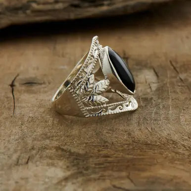Black Onyx Sterling Silver Leaf Ring Size 7