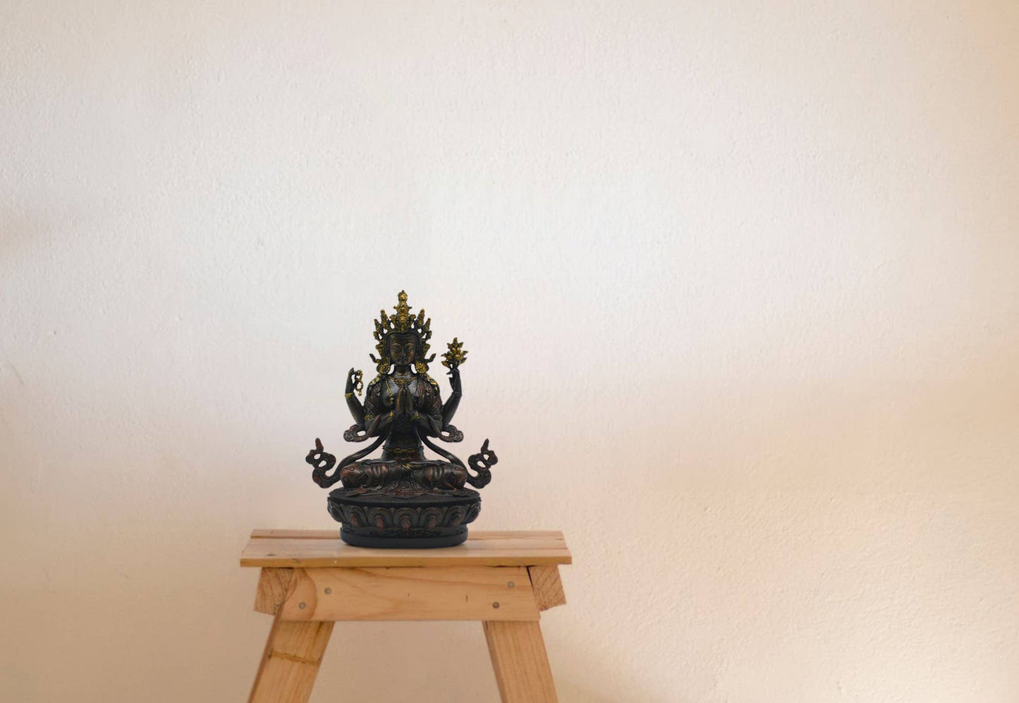 Lakshmi Statue – Brass Finish Hindu Goddess of Wealth & Prosperity