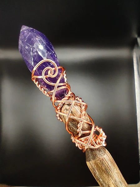 FACETED AMETHYST OAK MAGIC WAND