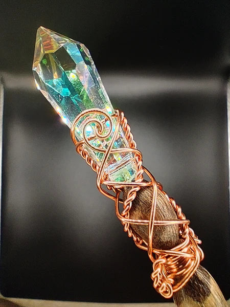 RAINBOW CRYSTAL OAK MAGIC WAND -BROWN SHAFT