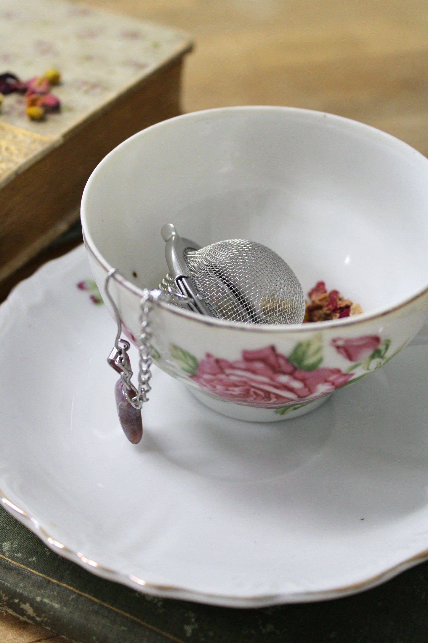 Crystal Moon Tea Ball Infuser – 2" Stainless Steel Loose Leaf Strainer