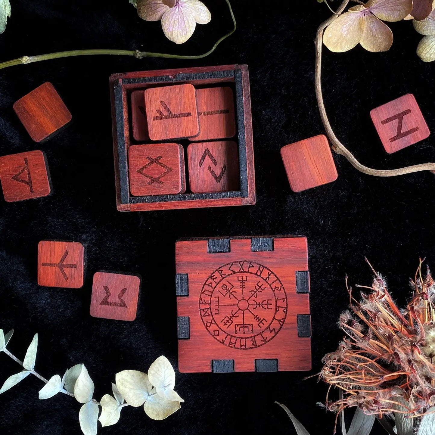 Vegvisir (Protection) - Elder Futhark Box and Runes On Padauk Hardwood