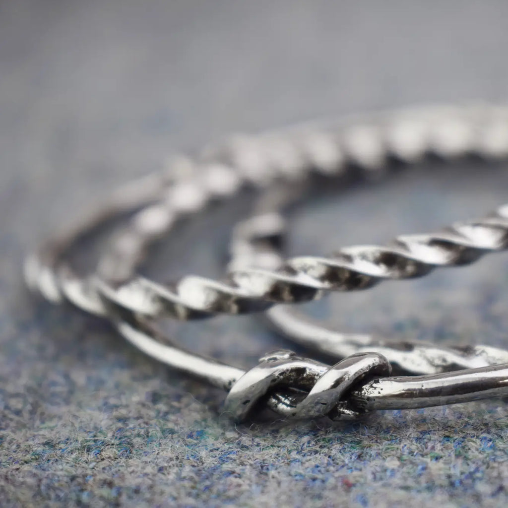 Small Twist Bracelet