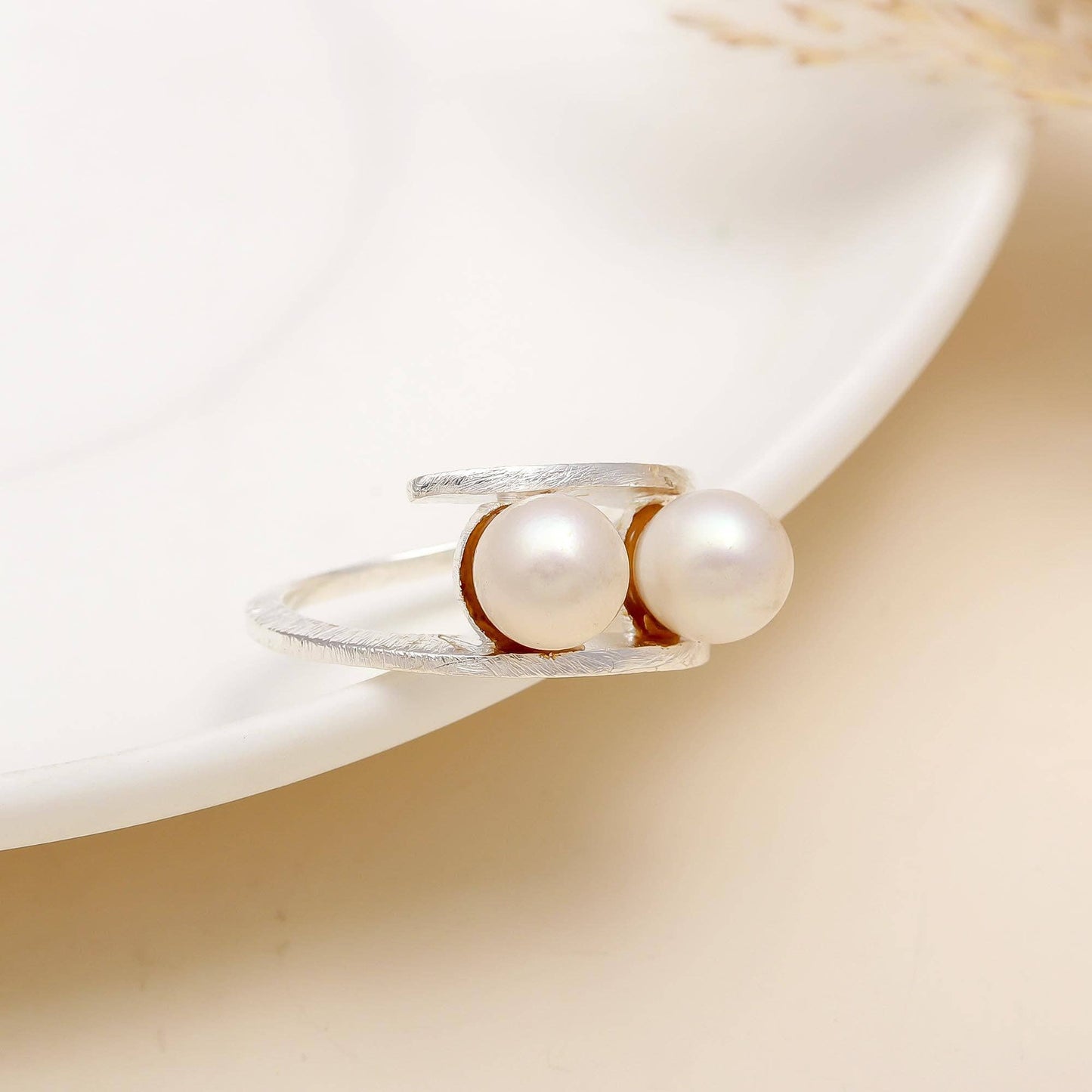925 Silver Pearl Wrap Open Ring Size 7