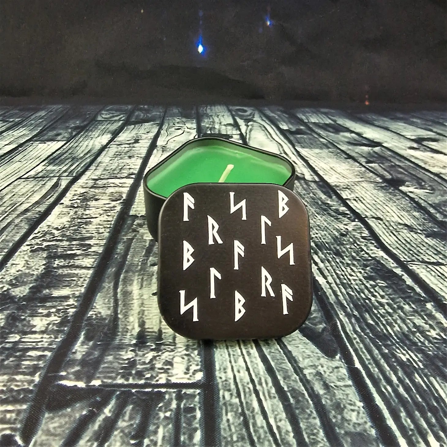 Idunn's Apple Rune Candle