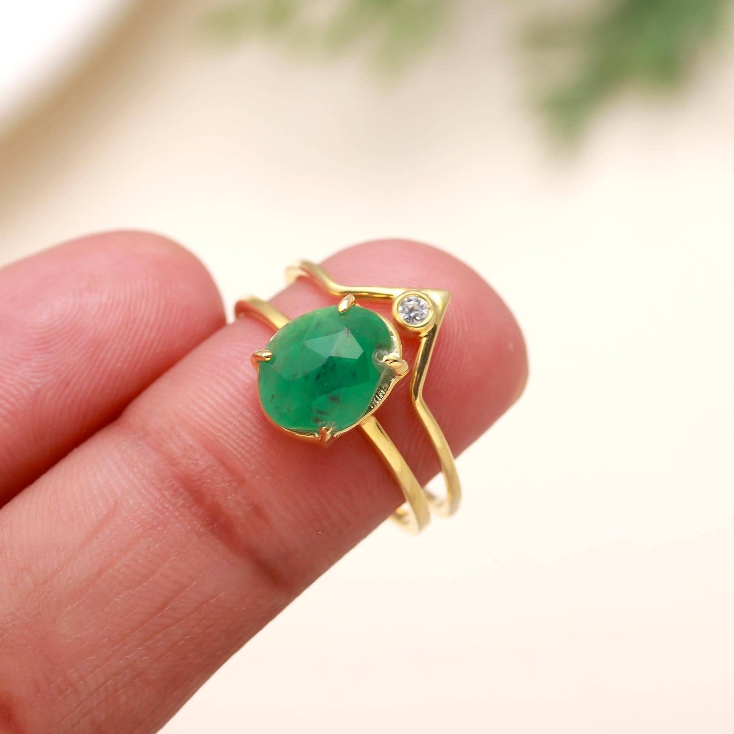 925 Sterling Silver Zambia Emerald Stackable Ring Size 9