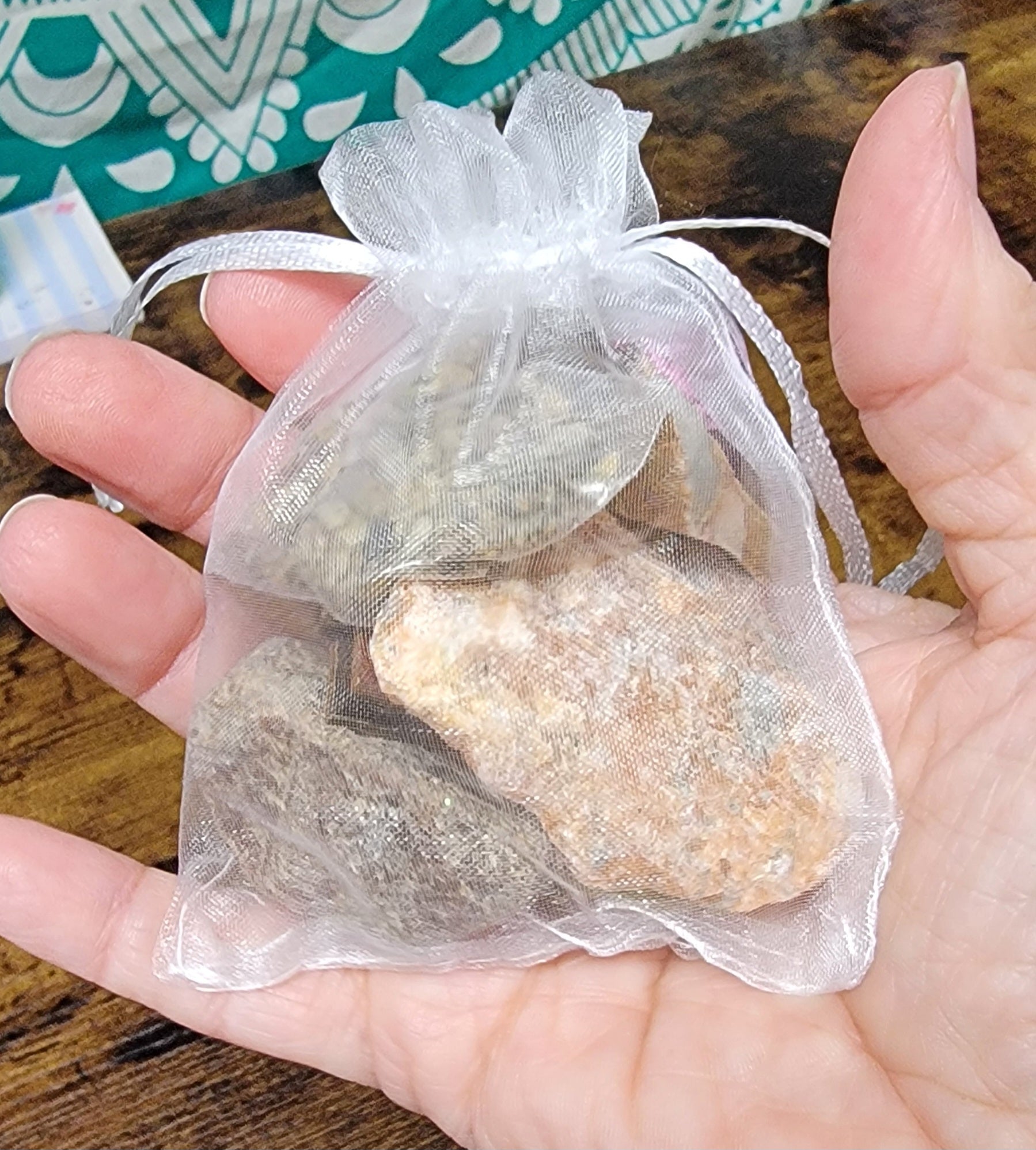 Mystery Crystal Scoop Bag - Assorted Crystals & Trinkets